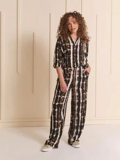 7380 Top Kyra streep