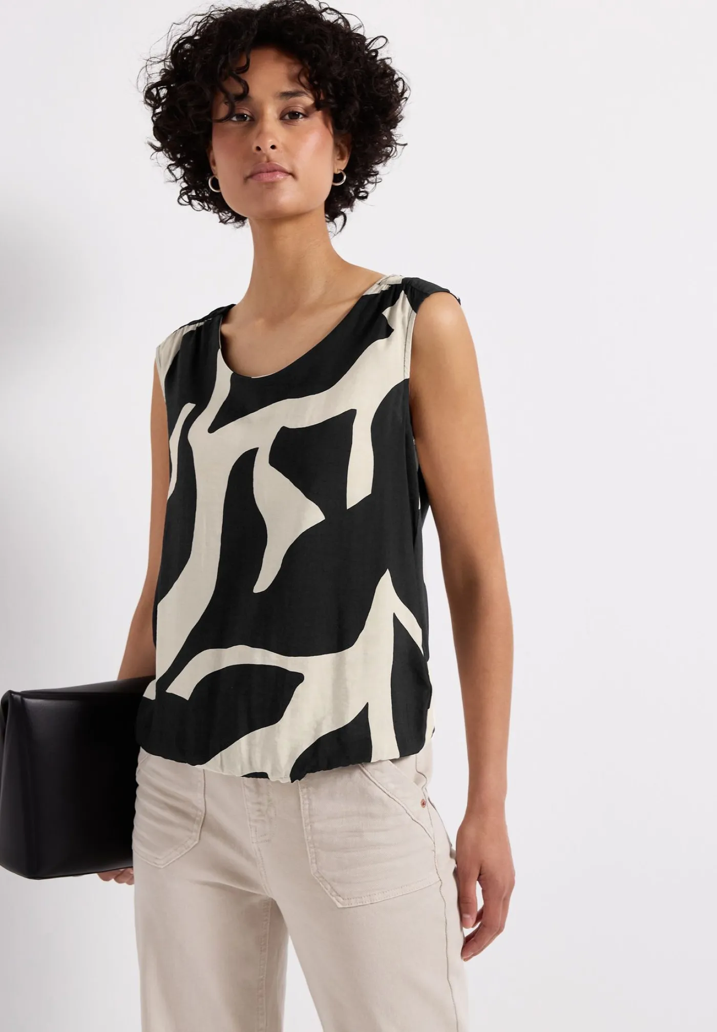 A323361 LTD QR printed mat-mix top