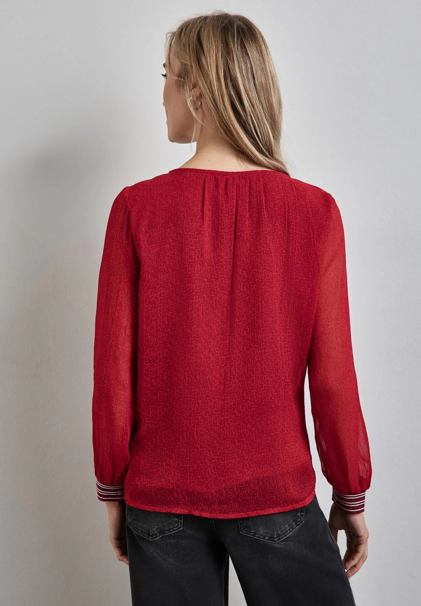 A345118 Printed chiffon tunic blous