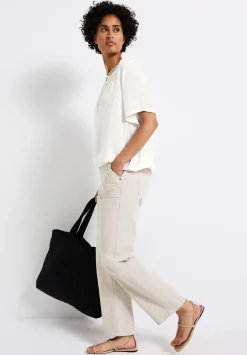 A345730 Shirtblouse w strap details