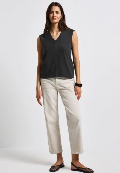 A323329 silk look structure v-neck