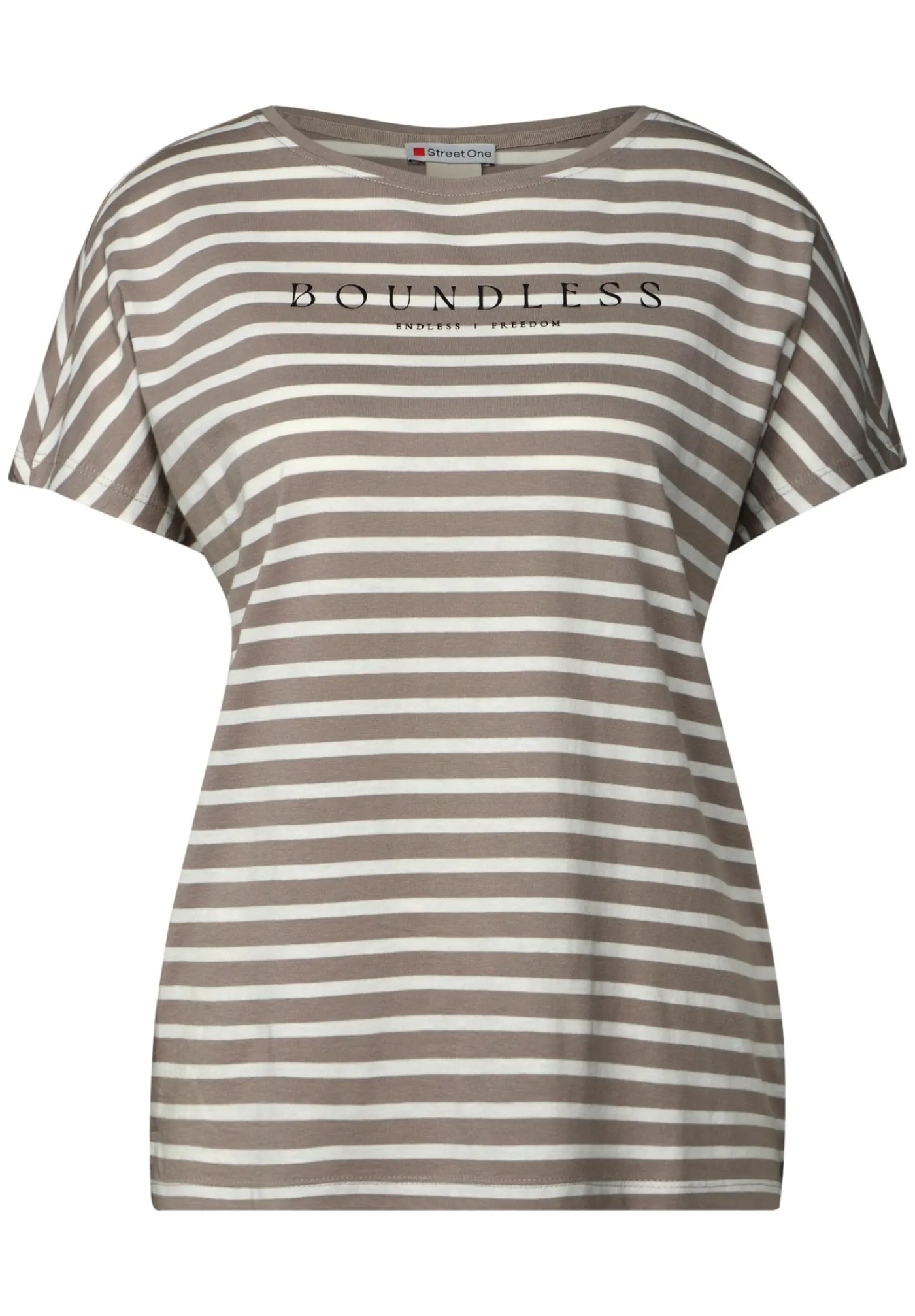 A323175 striped shirt w.wording