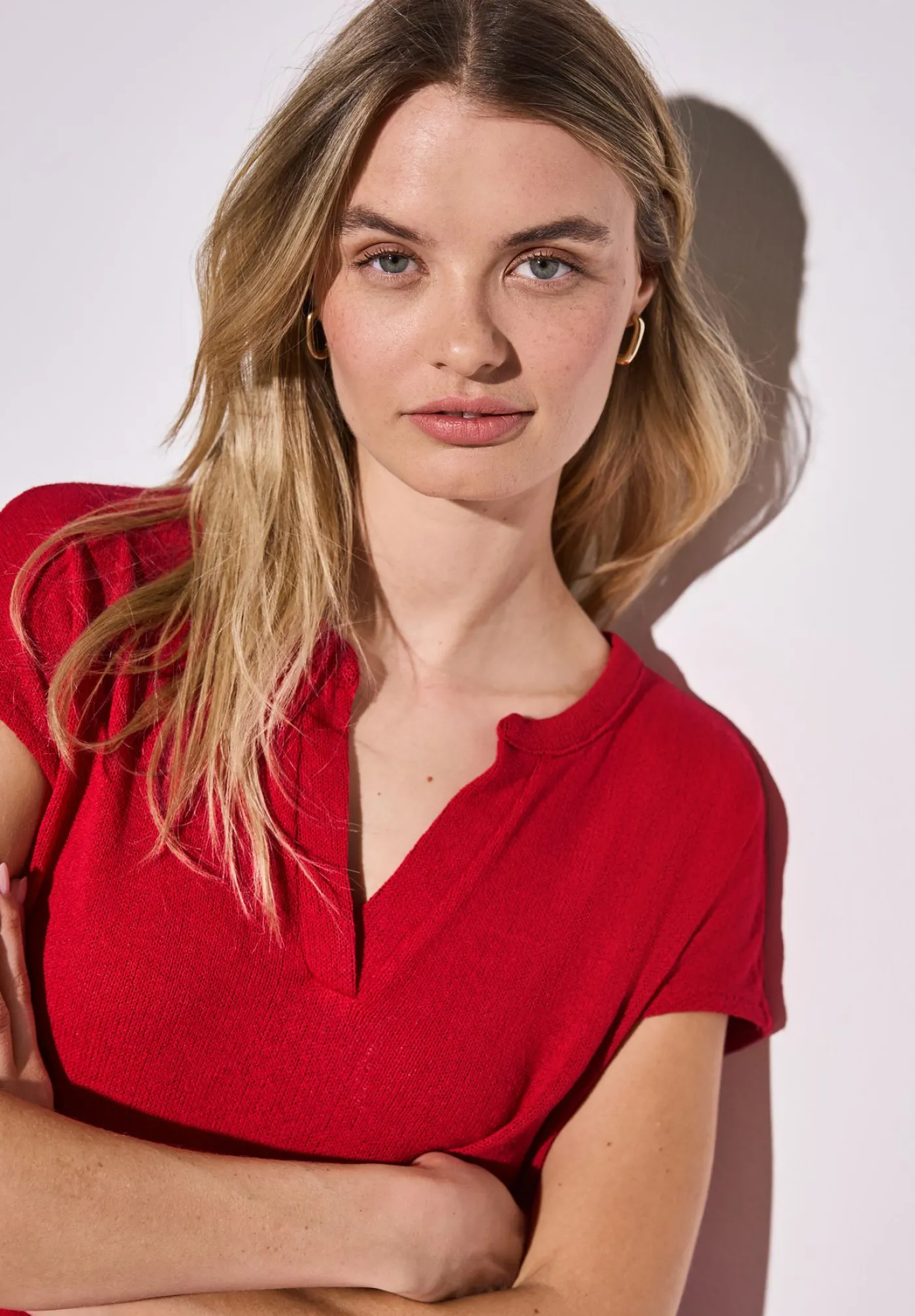 A323142 summer knit look shirt