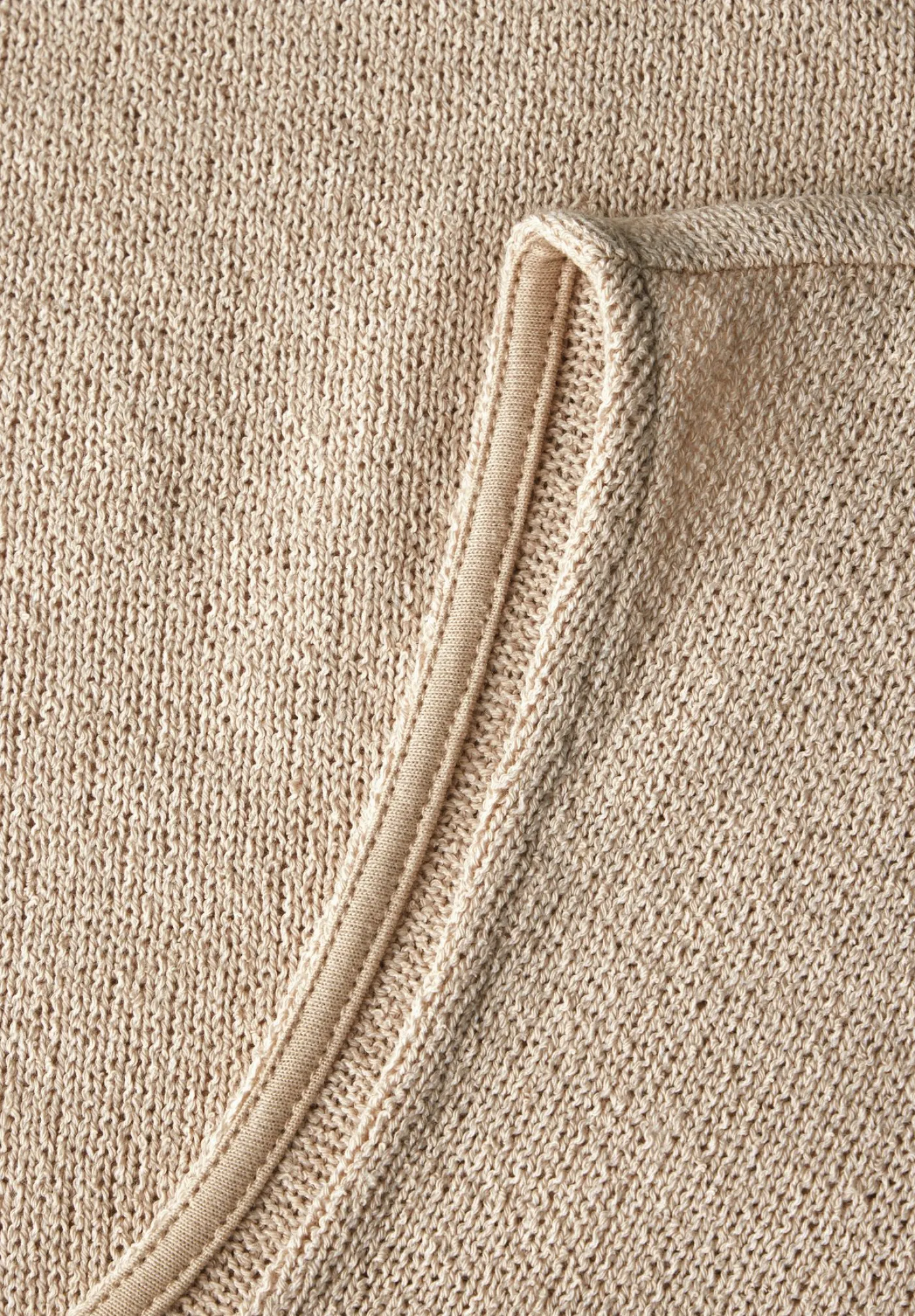 A323332 summer knit look top