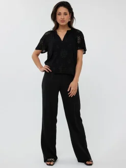 Blouse allover embroidery