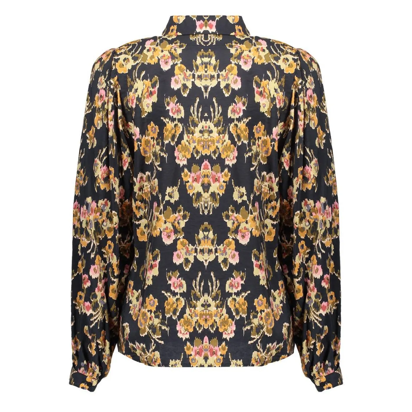 Blouse flowers