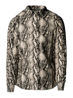 Blouse snake