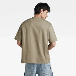 Center chest boxy r t