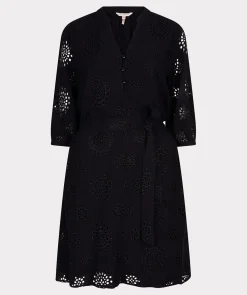 Dress allover embroidery