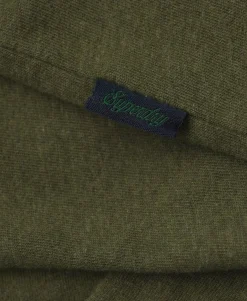 Essential logo emb vee tee