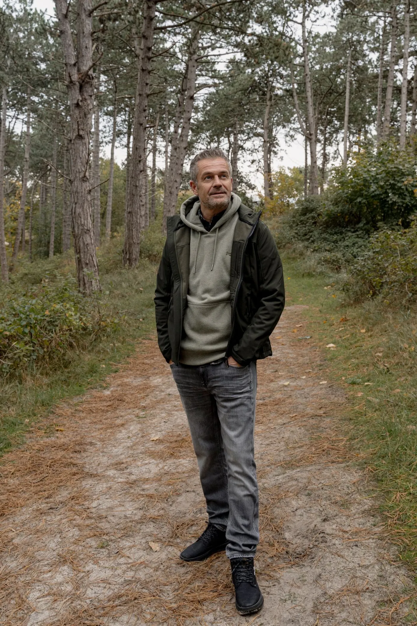 Hooded soft shell trekker jkt