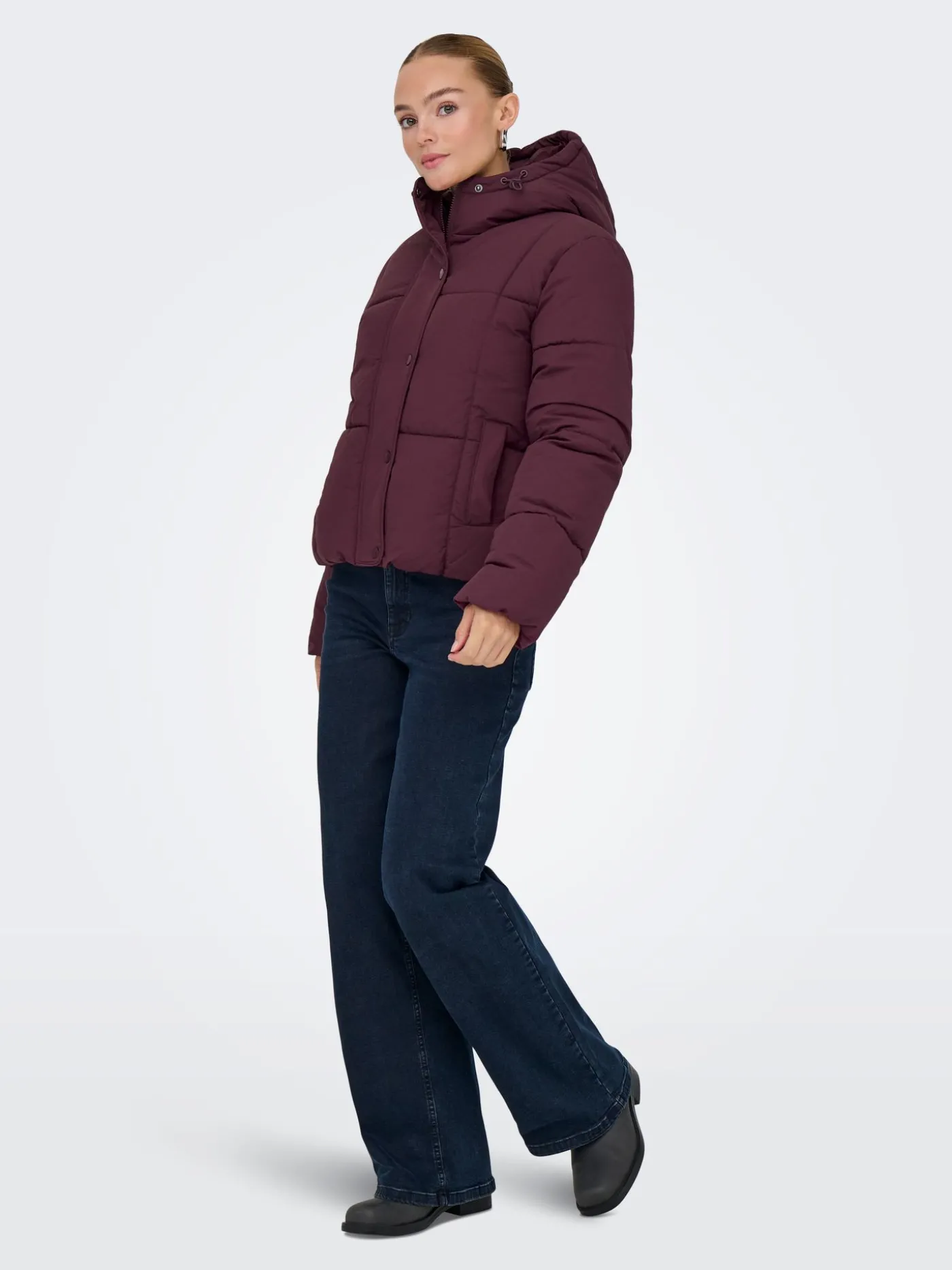 JDYWONDER SHORT HOOD PUFFER OTW SIJ