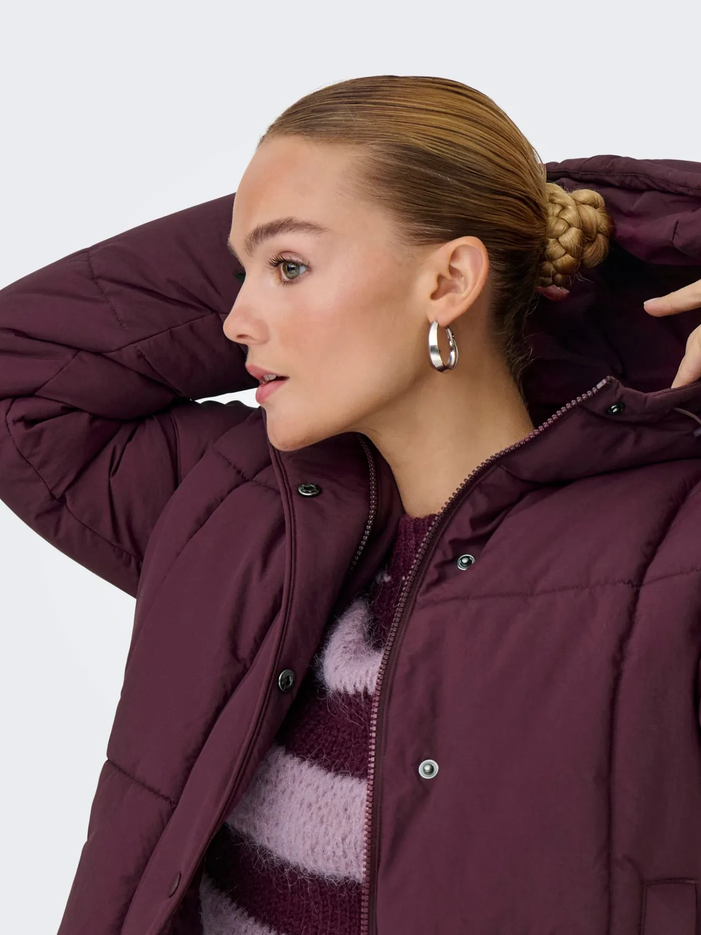 JDYWONDER SHORT HOOD PUFFER OTW SIJ