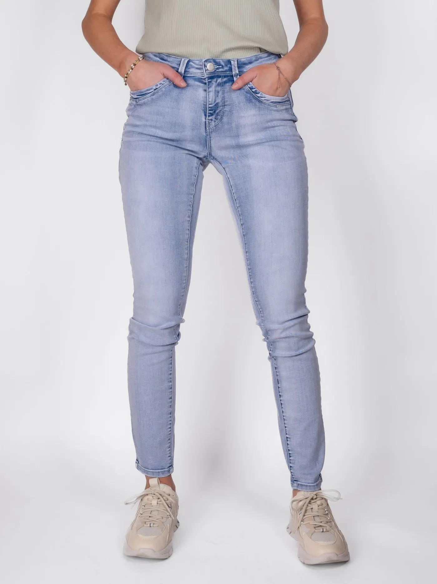 Jimmy bleach repreve