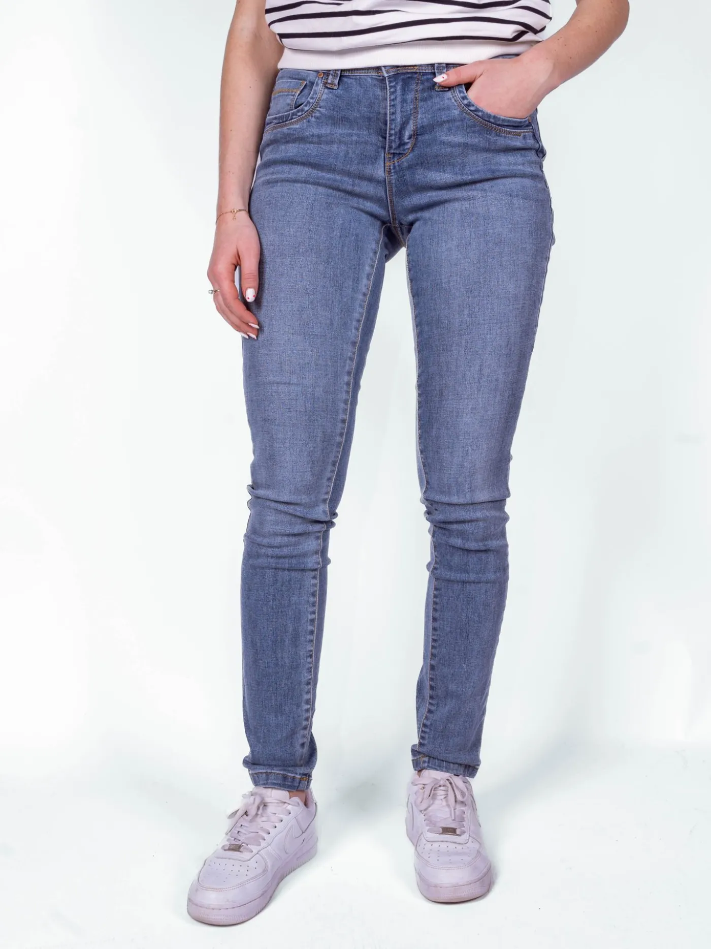 Jimmy l.blue used repreve