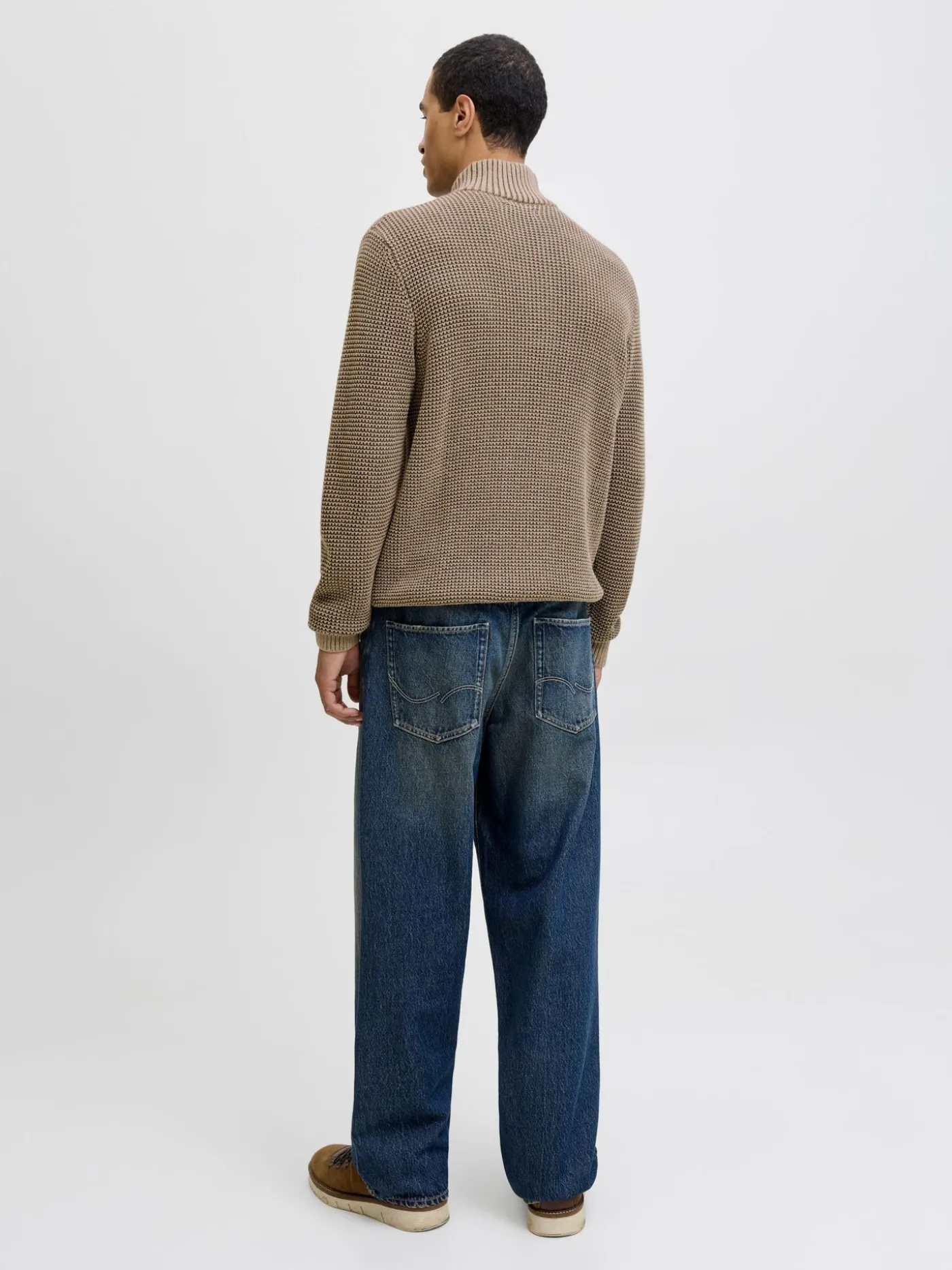 JJETHAN KNIT HIGH NECK