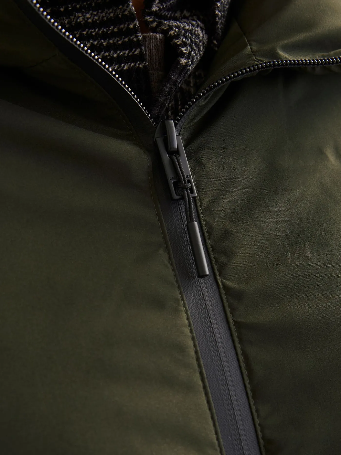 JJPAYNE PUFFER JACKET