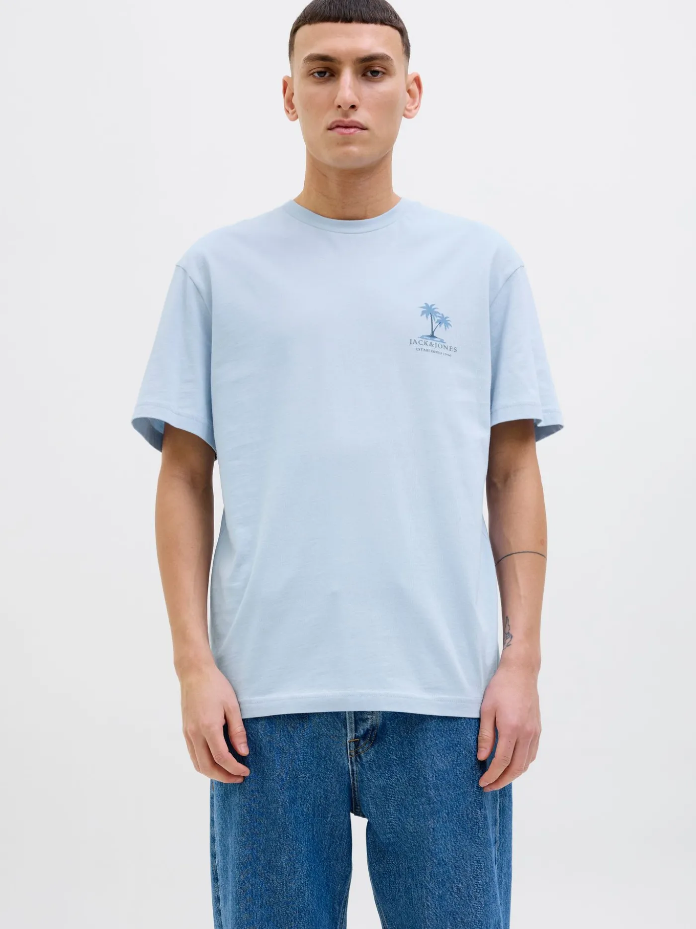 JJSUMMER VIBES TEE SS CREW NECK LN
