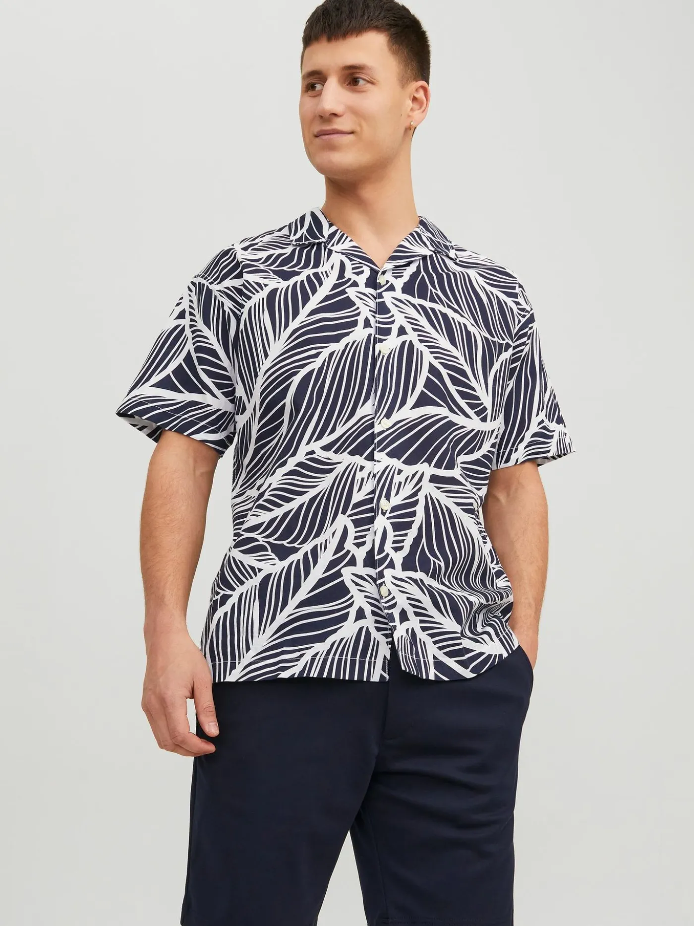 JPRBLASUMMER LINEN LEAF RESORT SHIR