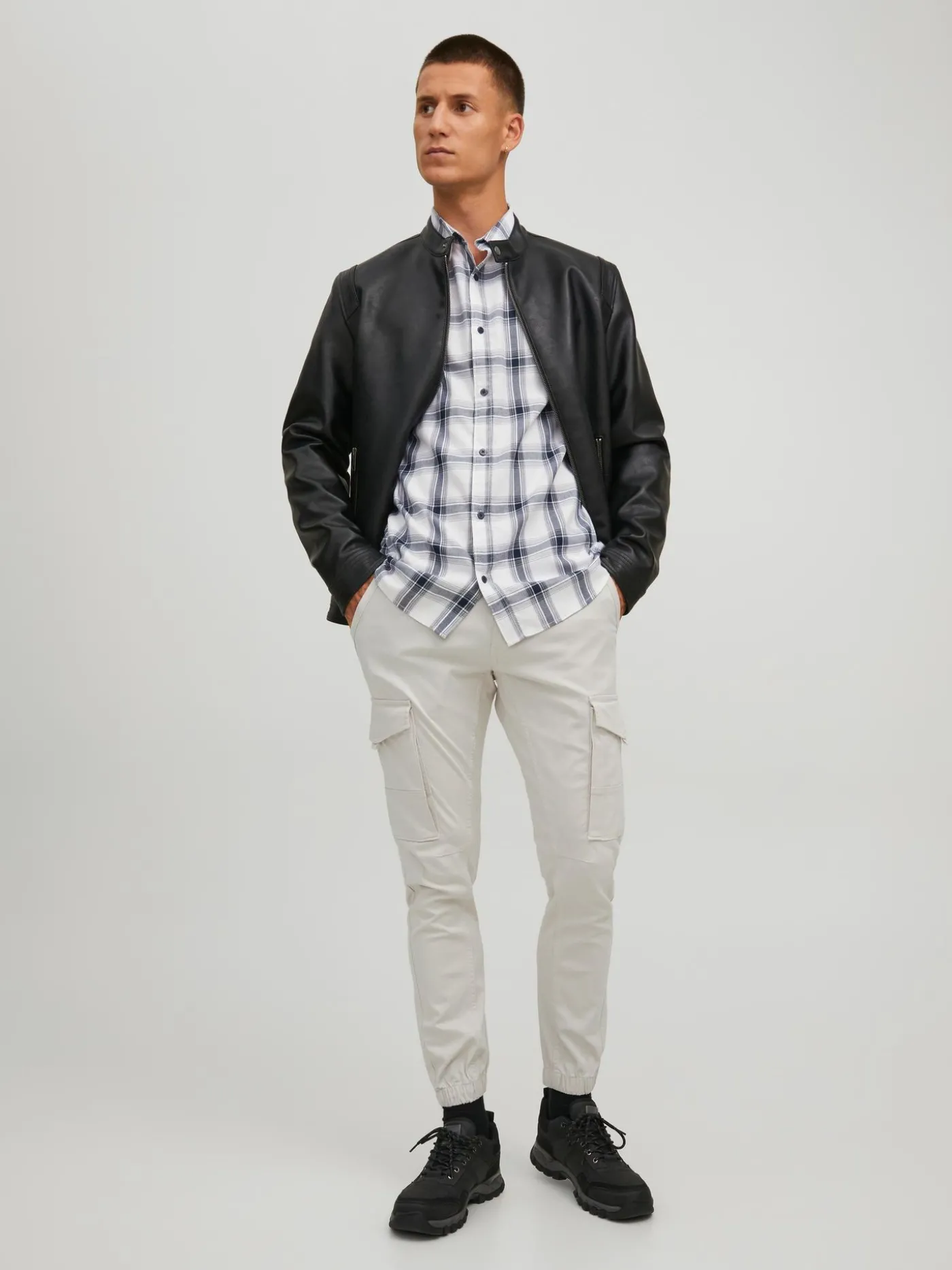 JPSTPAUL JJFLAKE ANA NOOS