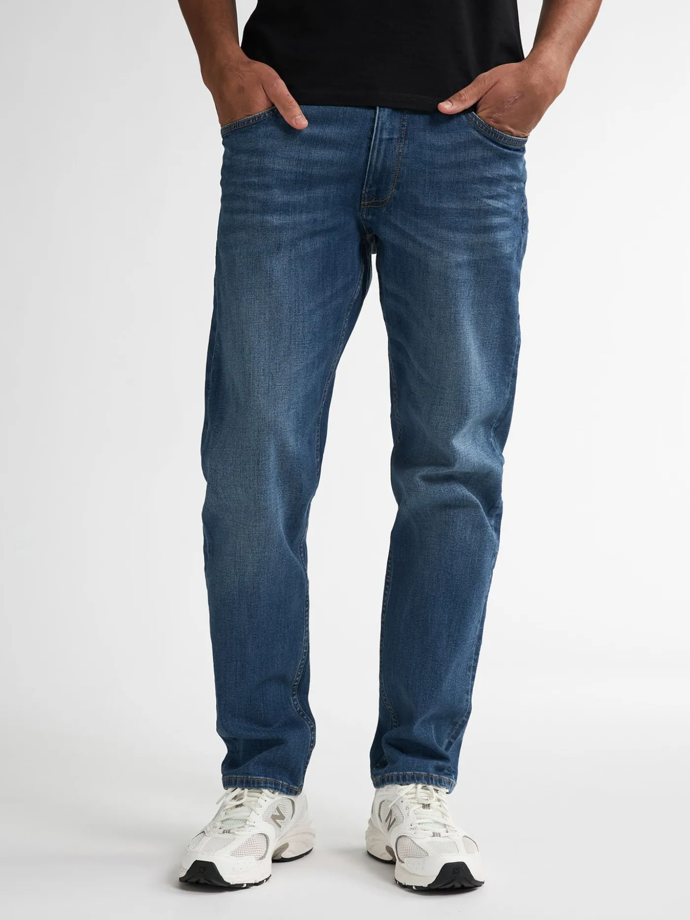 Men Denim Tapered
