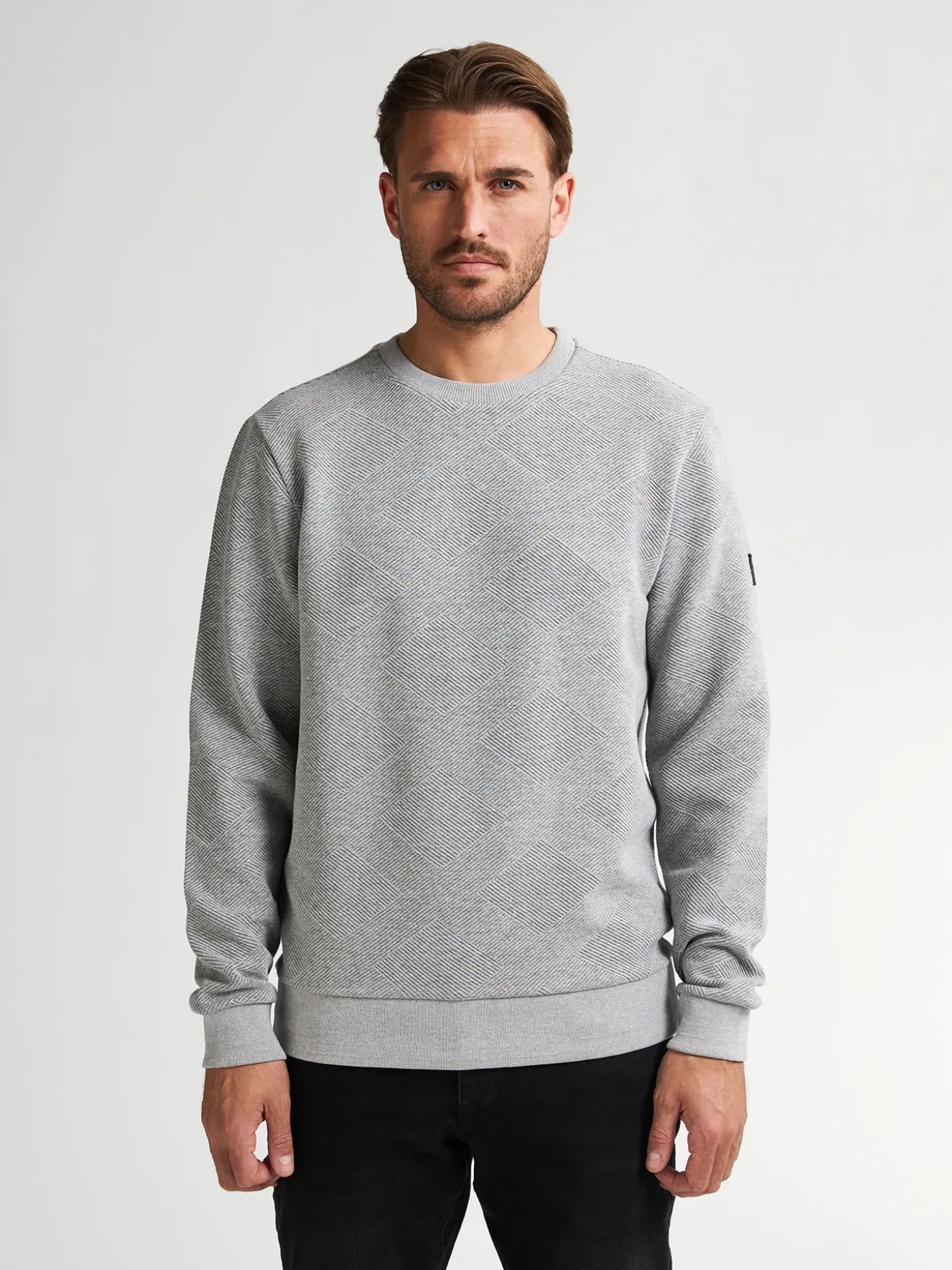Men Sweater Round Neck