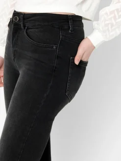 ONLBLUSH LIFE MID ANK RAW REA1099 N - Black Denim