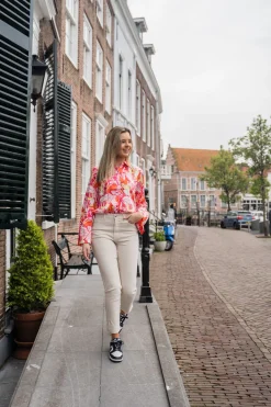 ONLEMILY HW ST RAW CRPANK DNM COL N - Ecru