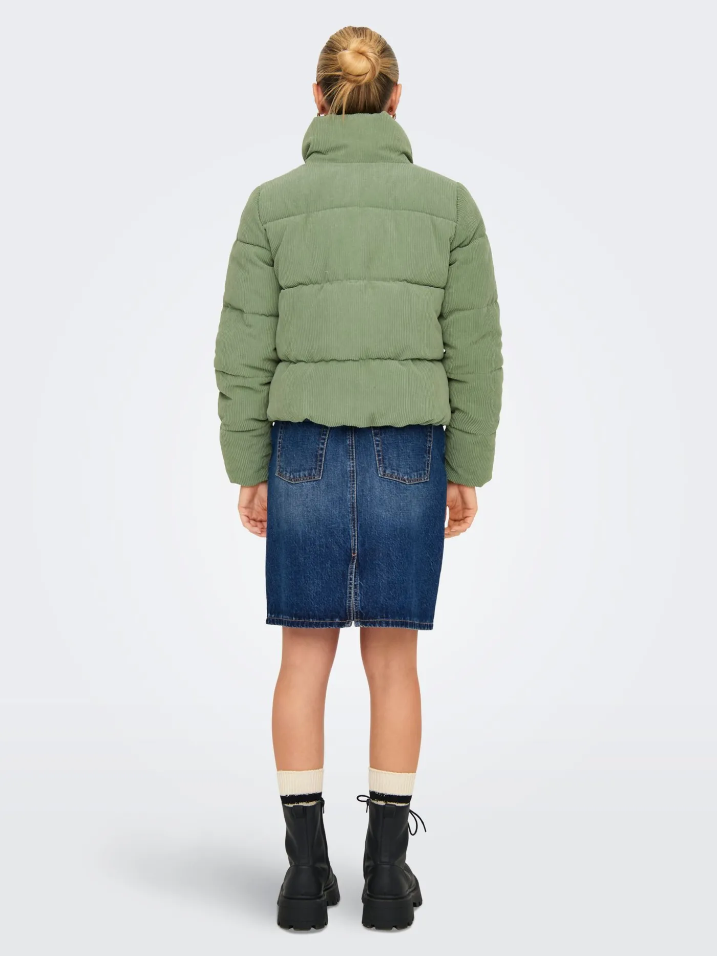 ONLNEWDOLLY CORDUROY PUFFER OTW NOO