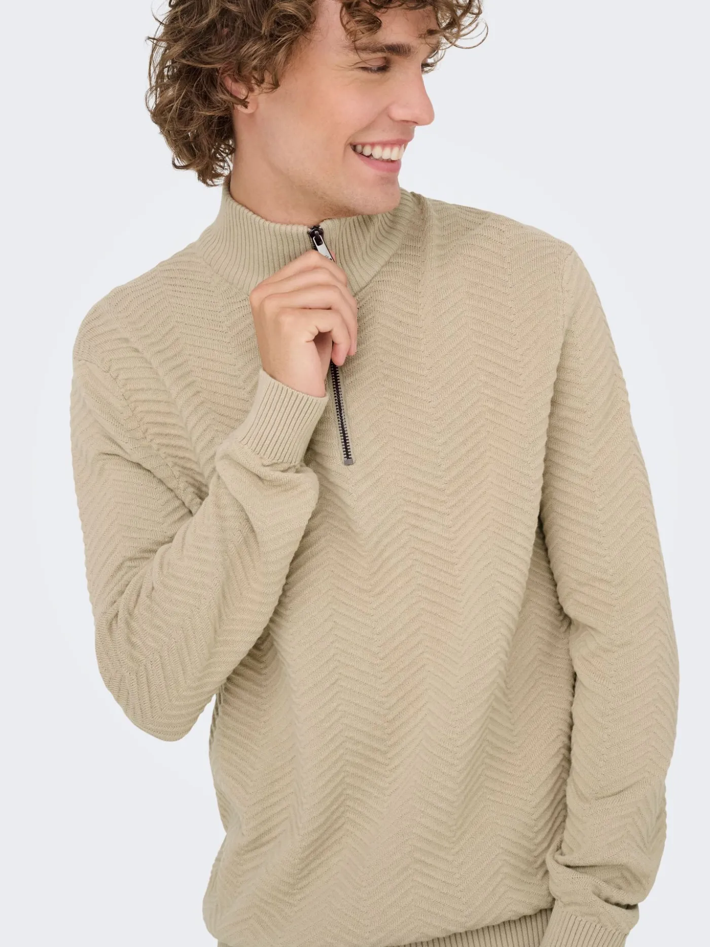 ONSMACE REG HERRINGBONE HALF ZIP KN