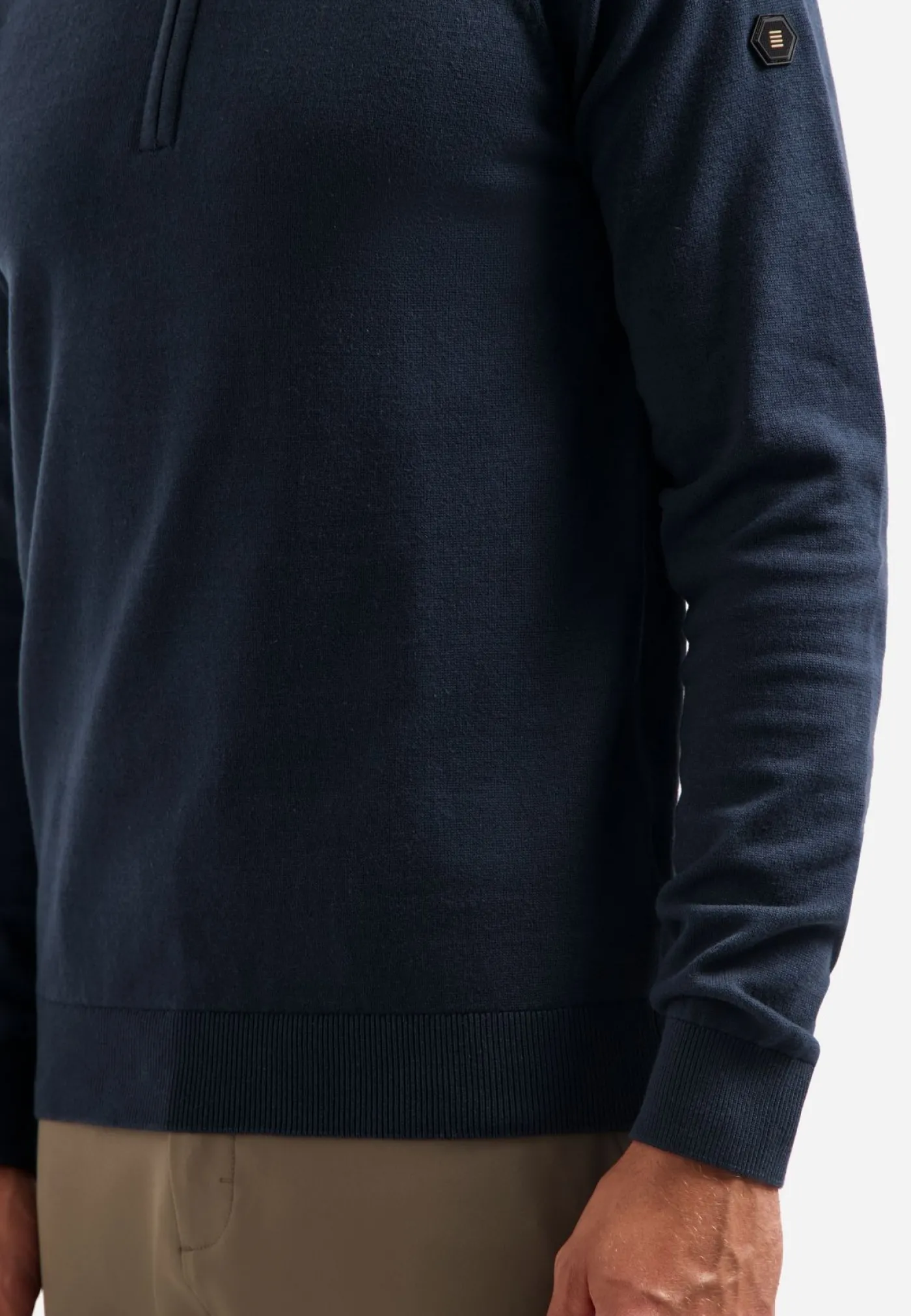 Pullover Half Zip High Collar Solid