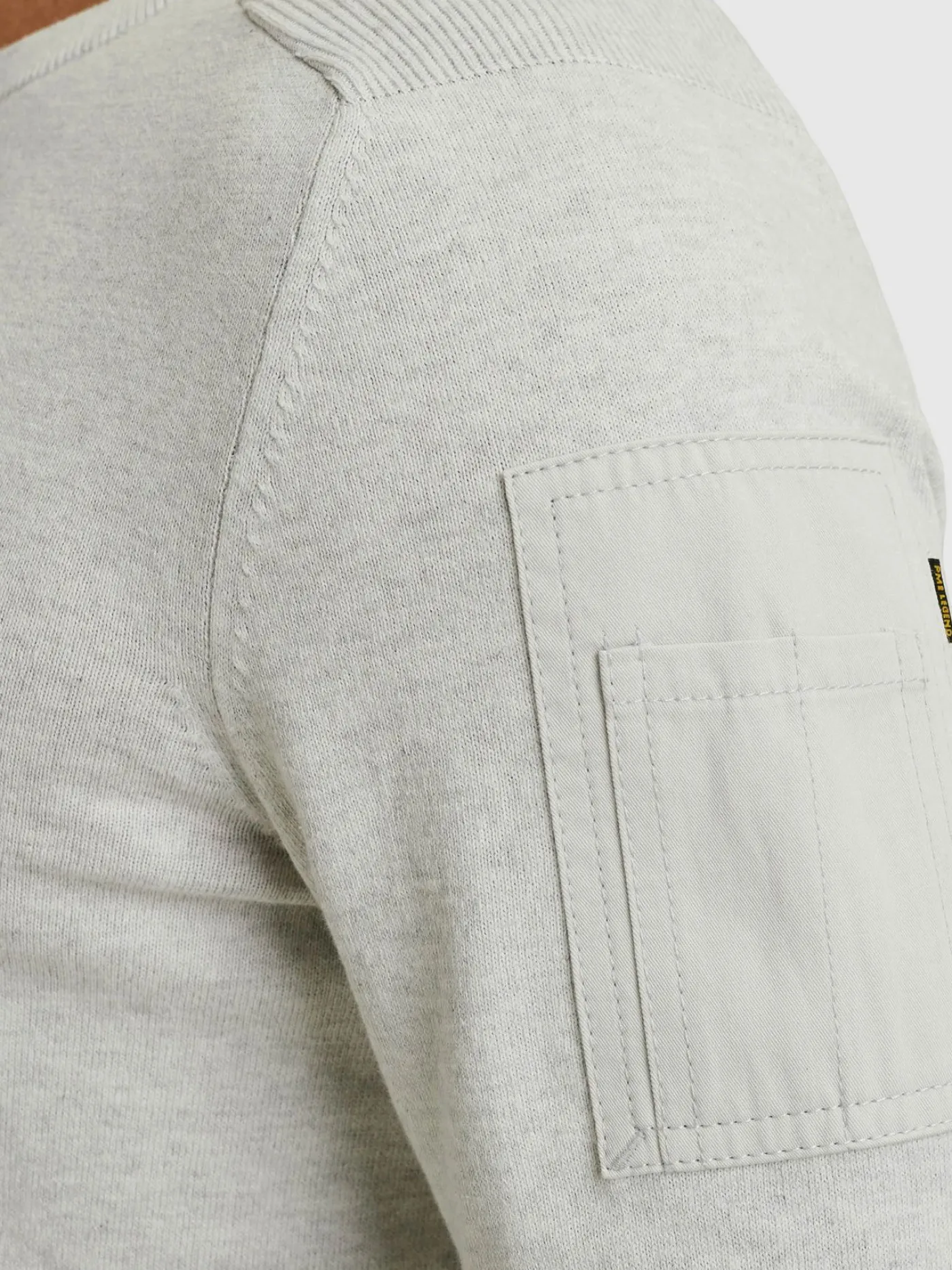 R-neck American Classic knit