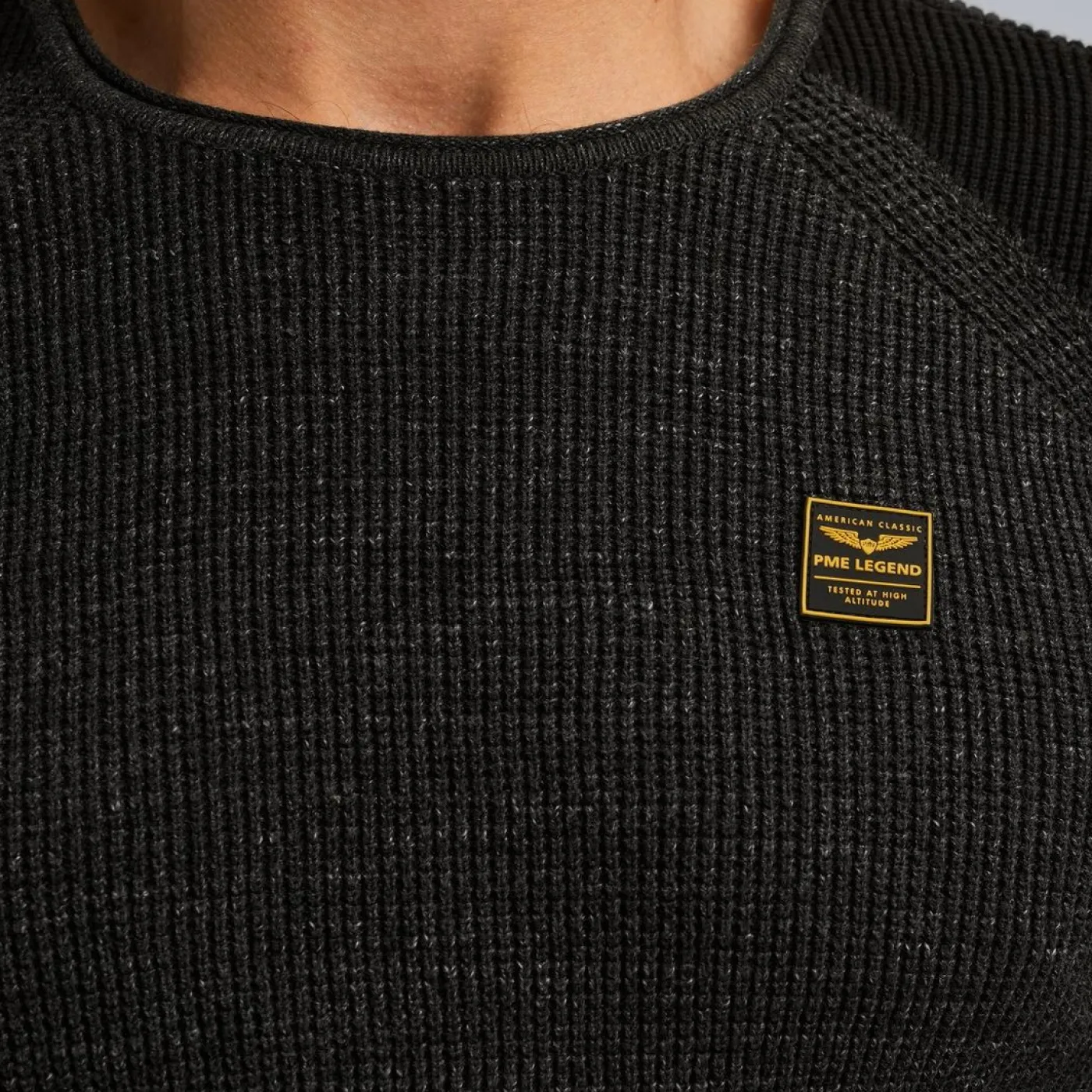 R-neck cotton rib melee knit