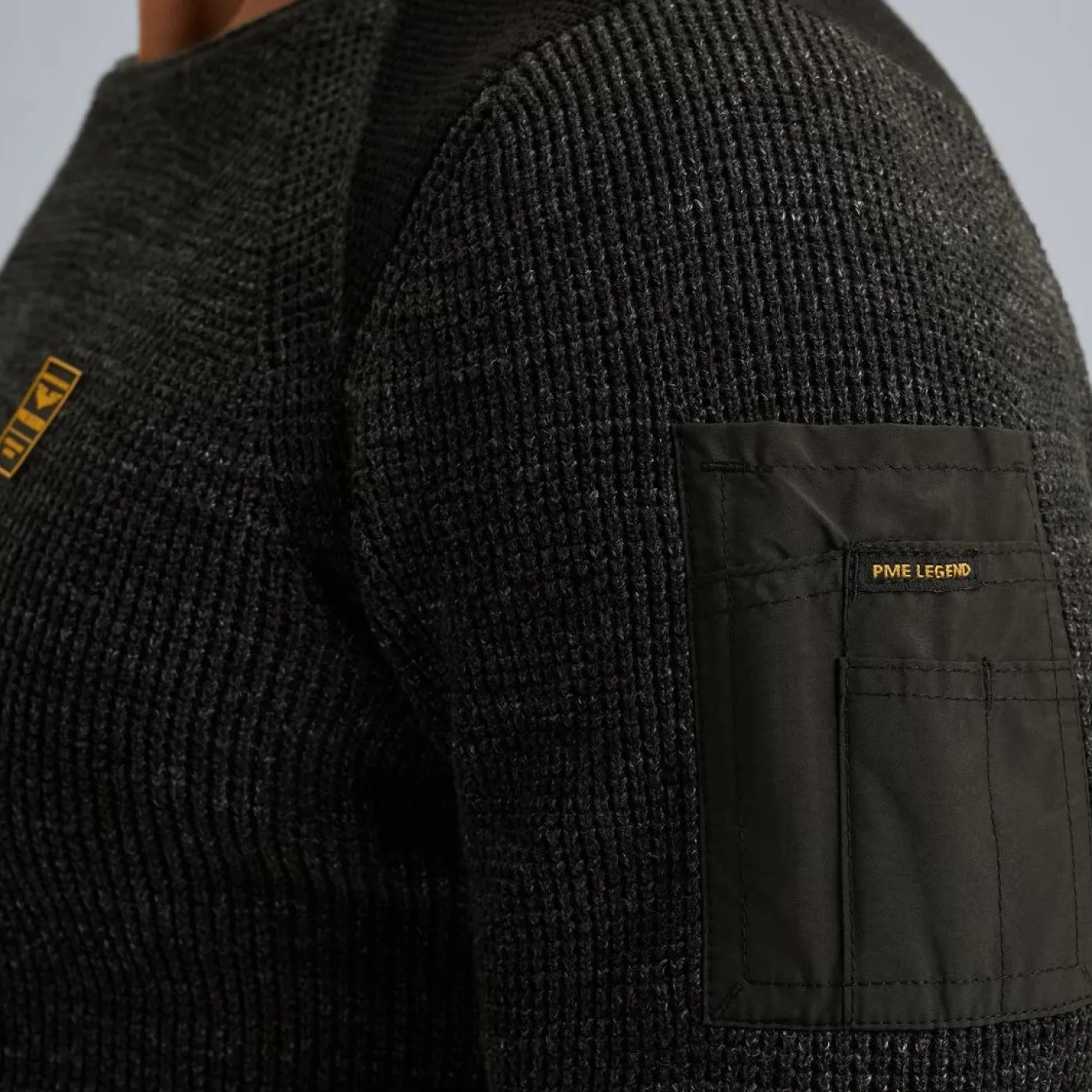 R-neck cotton rib melee knit