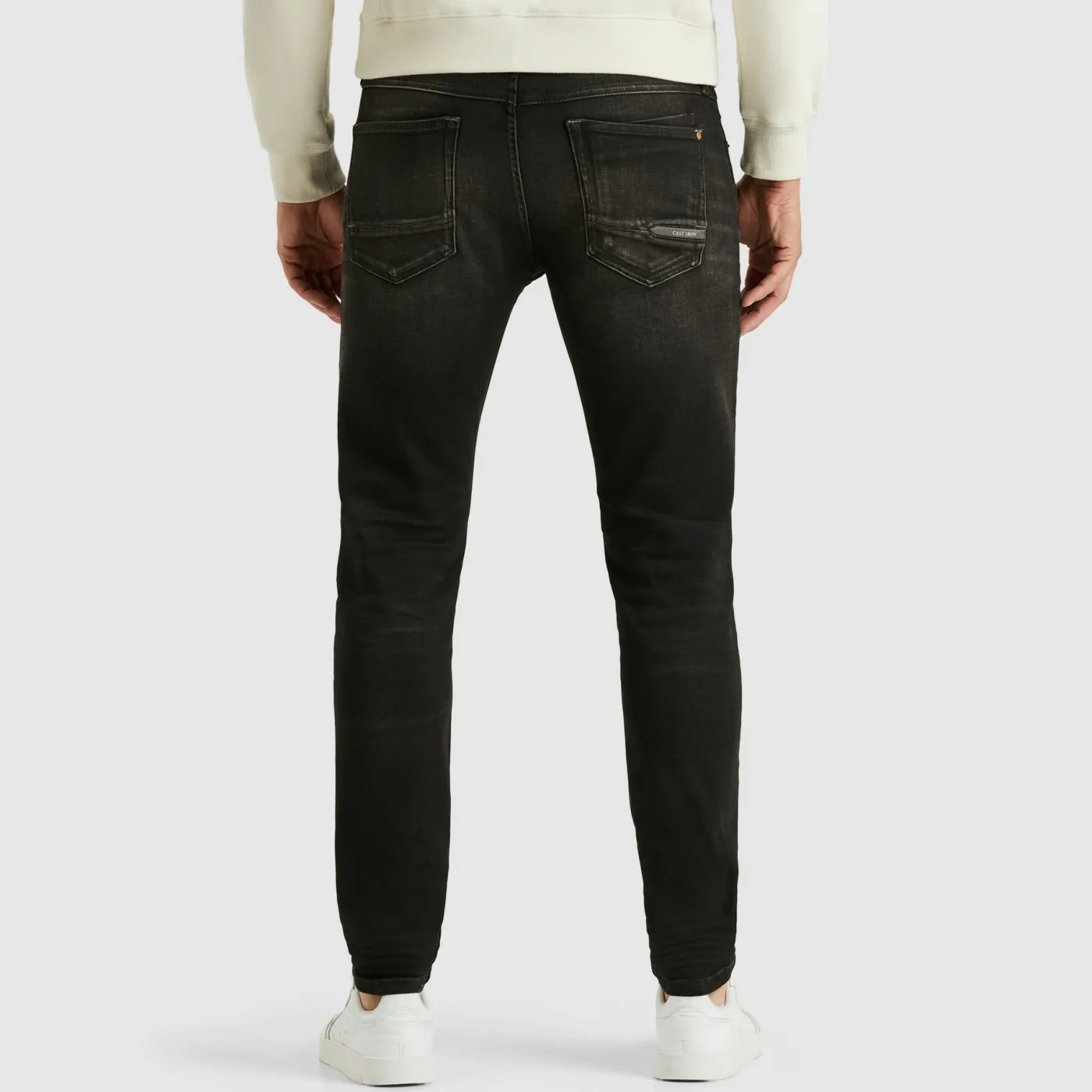 SHIFTBACK REGULAR TAPERED