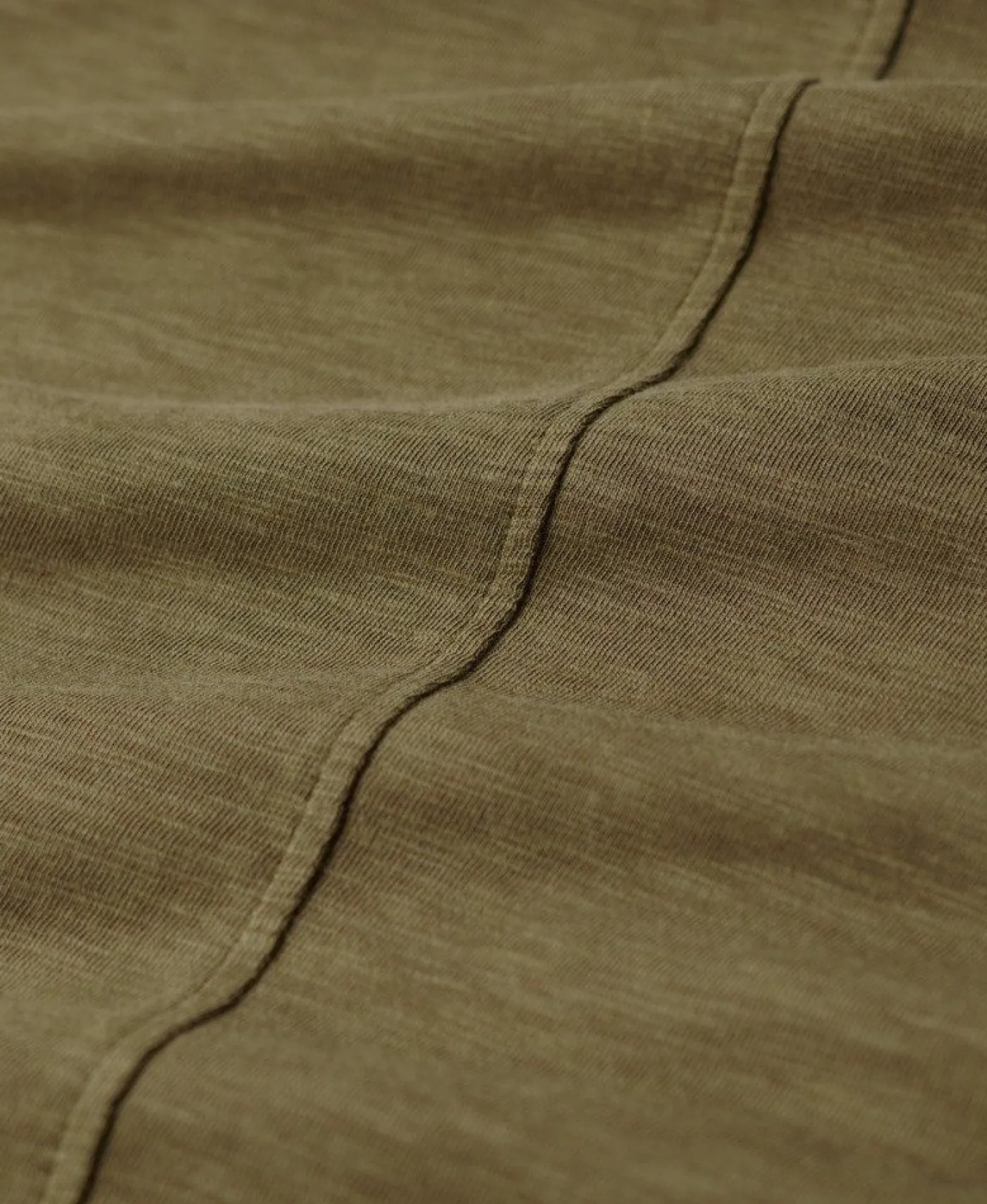 Studios slub emb vee tee