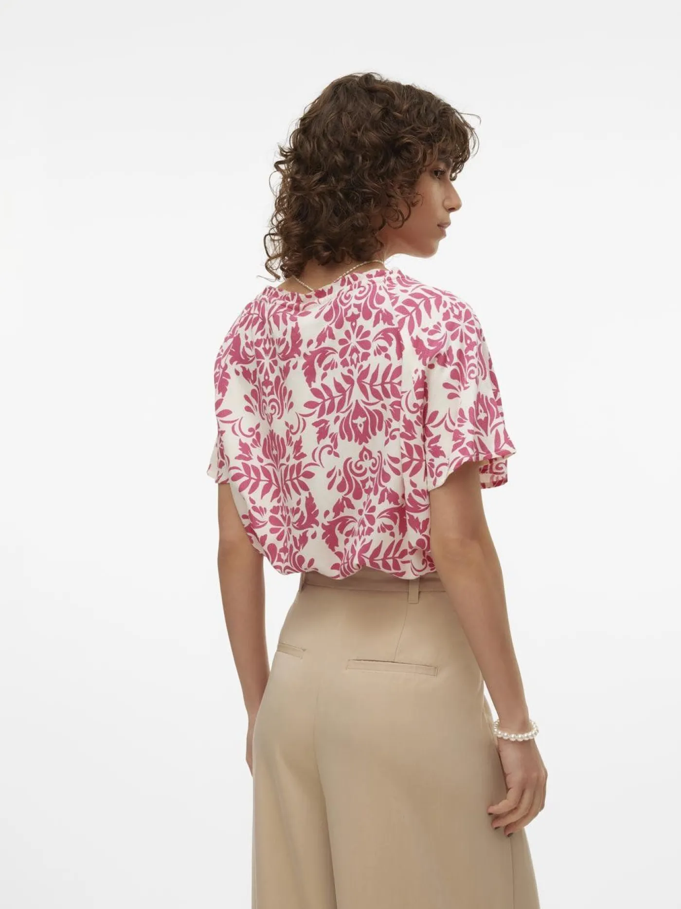 VMIMMA S/S V-NECK TOP WVN BTQ