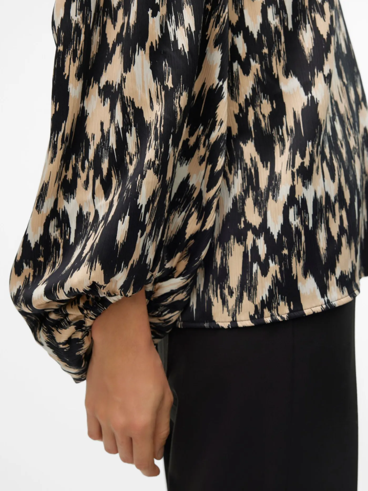 VMMINA L/S V-NECK TOP WVN BTQ GA