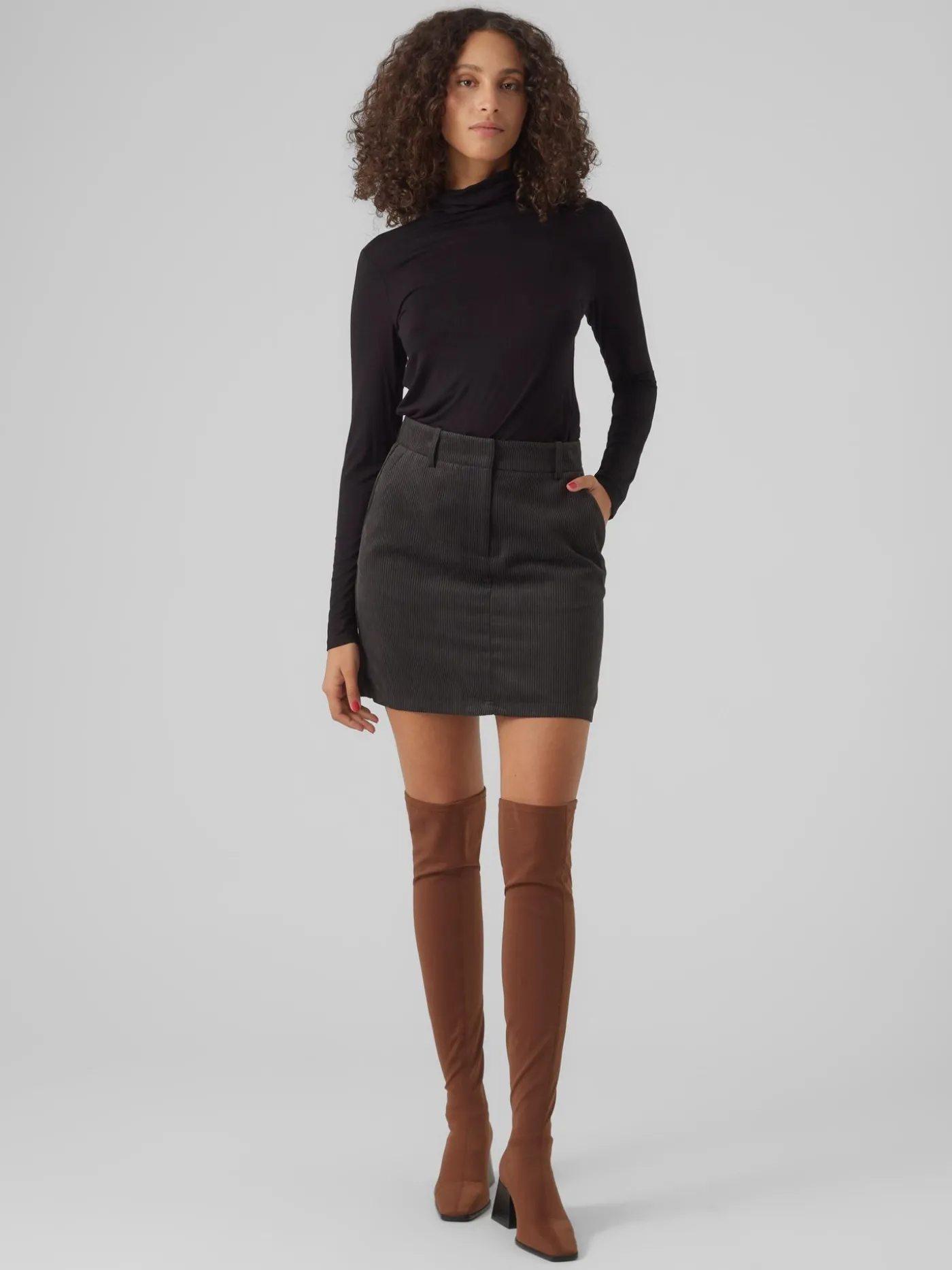 VMVIDA HR SHORT CORDUROY SKIRT